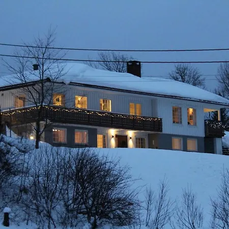 Large Spacious Single-family With 15 Beds Villa Lii