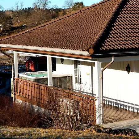 Large Spacious Single-family With 15 Beds * Lii
