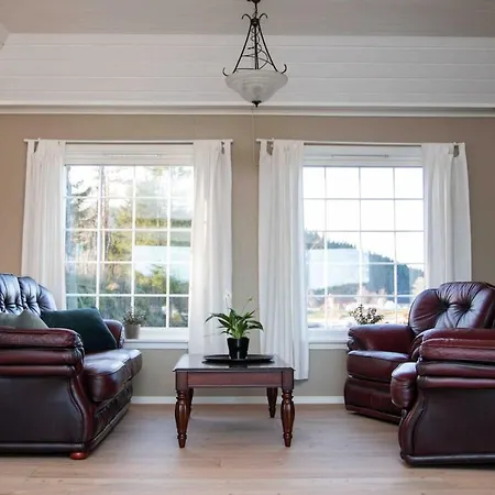 Villa Large Spacious Single-family With 15 Beds *